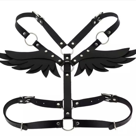 Vegan PU Leather Angel Wing Harness - Picture 7 of 12